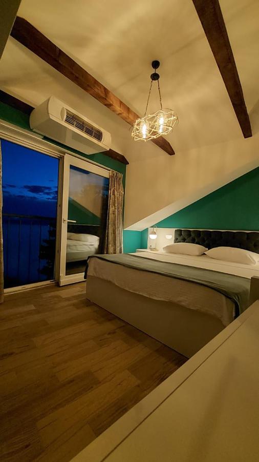 Pier 82 Apartments Ohrid Bagian luar foto