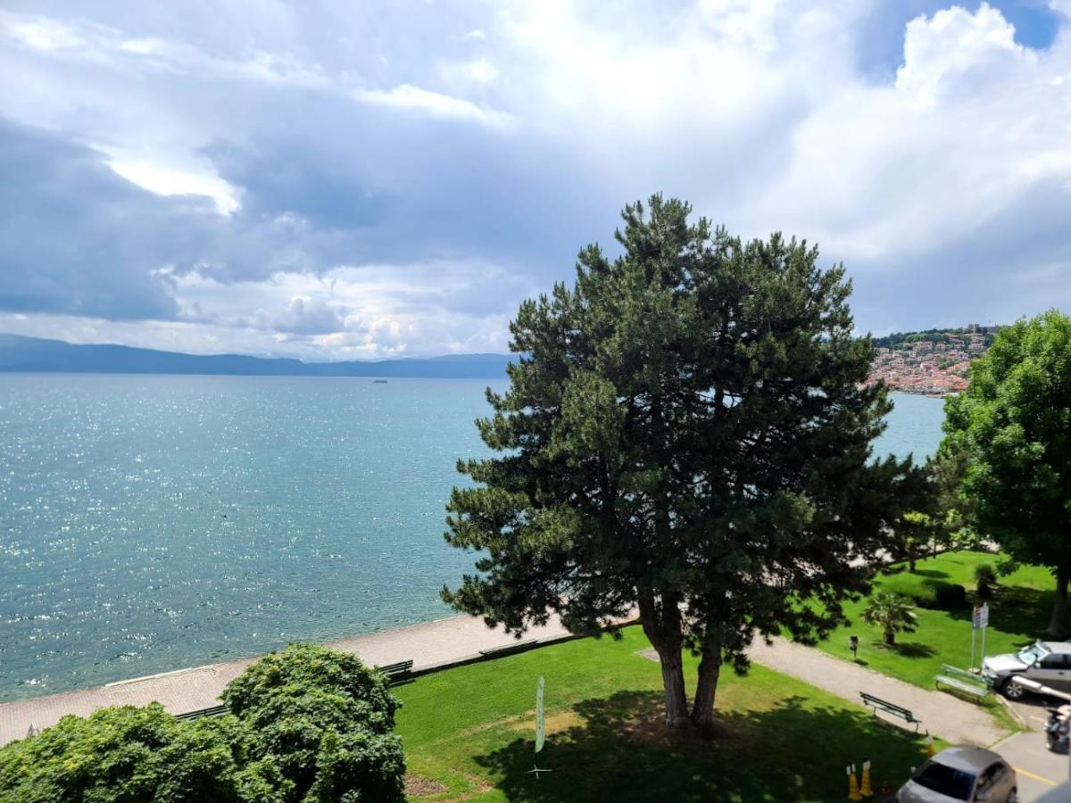 Pier 82 Apartments Ohrid Bagian luar foto